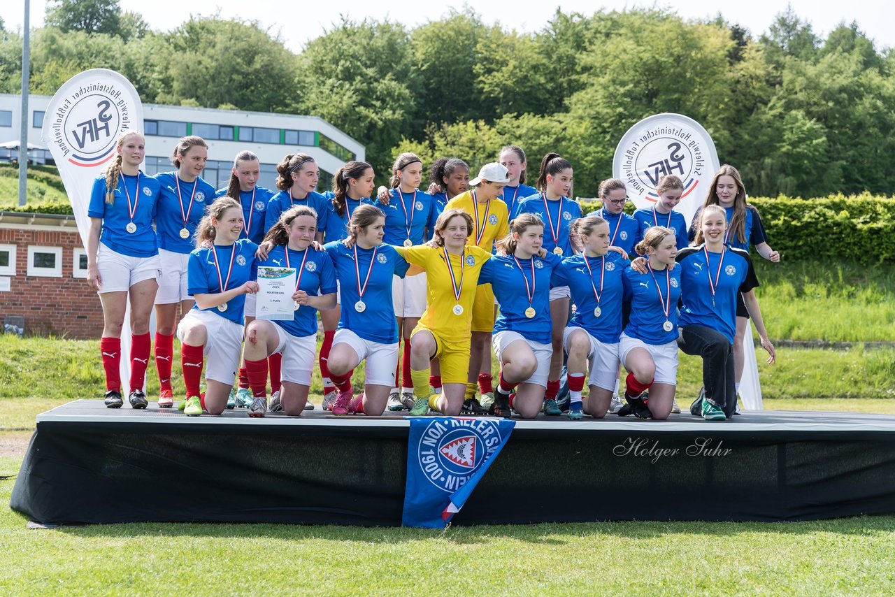 Bild 113 - wBJ SH-Pokalfinale  Holstein-Kiel - SV Viktoria : Ergebnis: 1:0